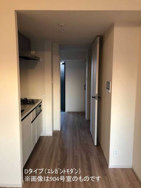 玄関　※写真は同タイプ住戸です。