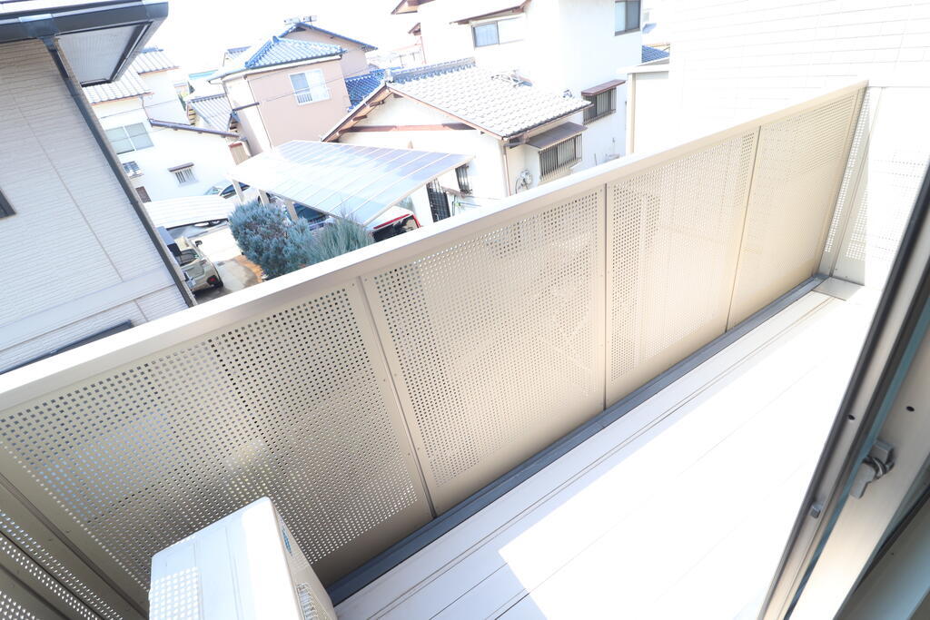 バルコニー　バルコニー