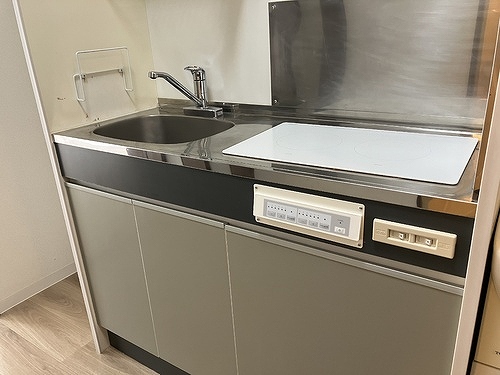 キッチン　キッチン　※同タイプの部屋のお写真です