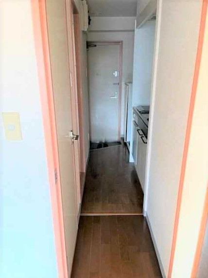 玄関　※同建物別部屋参照