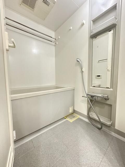 バス・シャワールーム　ＨＦ西新宿レジデンスＷＥＳＴ