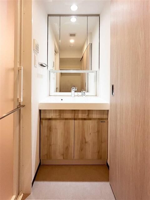 洗面設備　※別部屋写真参照