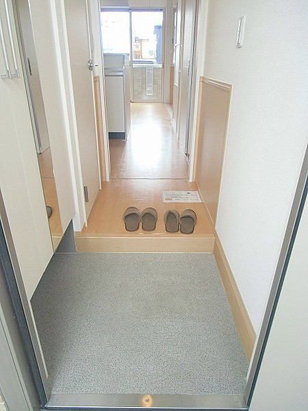 玄関　別号室参照