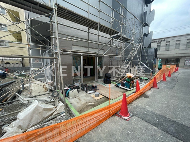 エントランス　建物の内部です