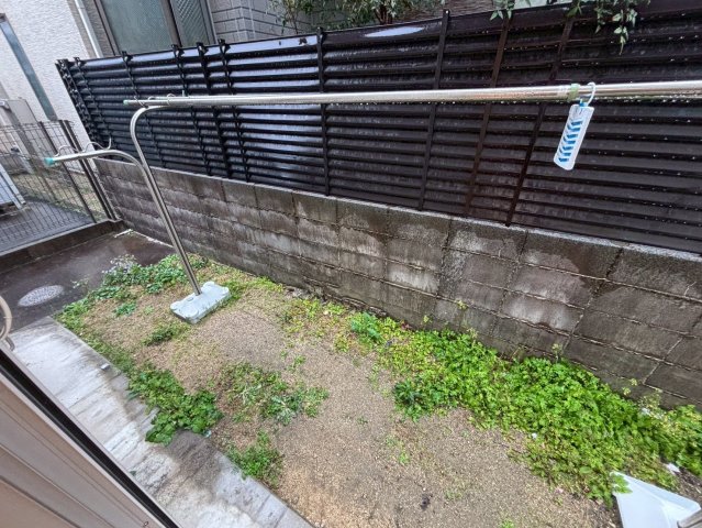 玄関　メゾネット西志賀