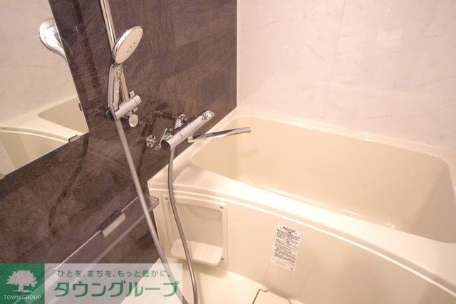 バス・シャワールーム　※写真は同タイプ住戸です。