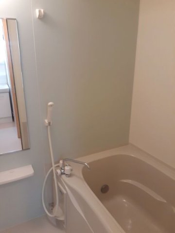 バス・シャワールーム　お風呂です