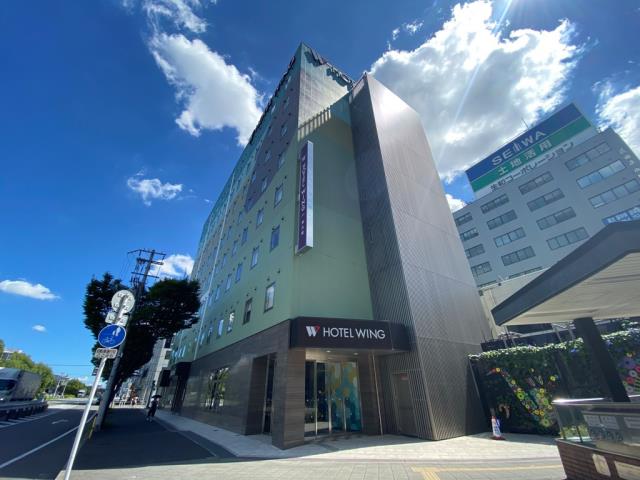 その他　ホテルウイング（その他）まで445m