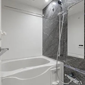 バス・シャワールーム　※別部屋の参考写真です。