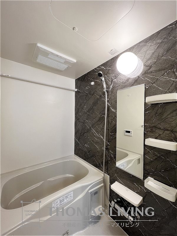 バス・シャワールーム　同間取りの類似物件でご参考下さい。