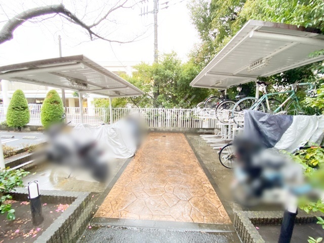 その他共有部分　駐輪場、バイク置場♪