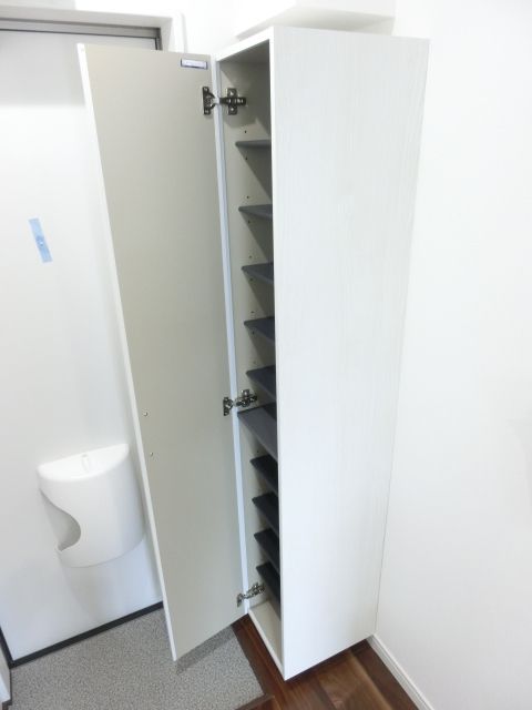 その他　沢山収まりそうなシューズボックス付