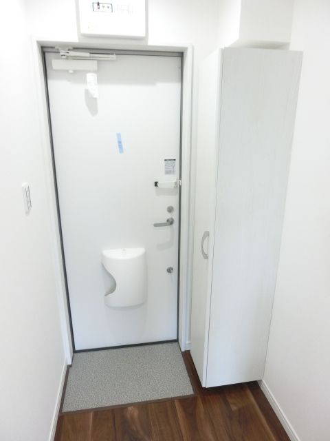 玄関　シューズボックス付玄関