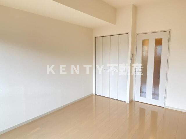 居室・リビング　居間です