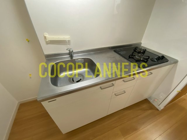 キッチン　※別号室の写真です。現況優先となります。