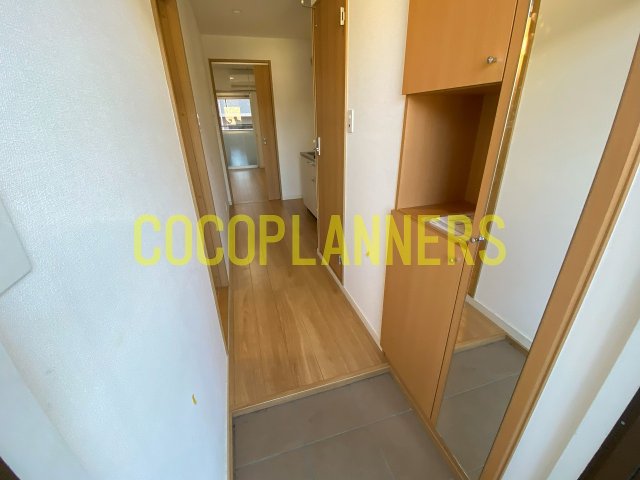 玄関　※別号室の写真です。現況優先となります。