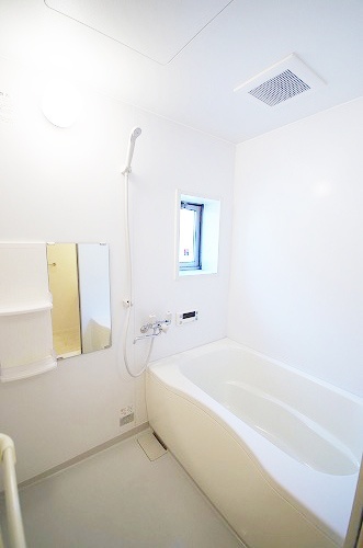 バス・シャワールーム　類似室内