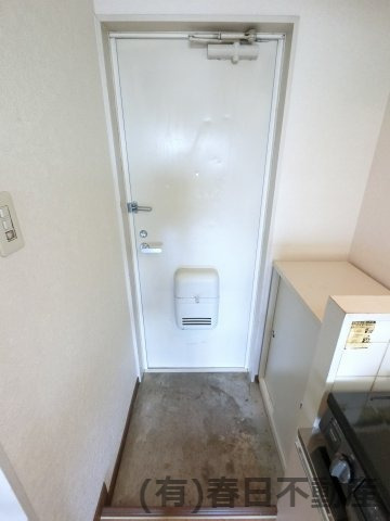 鈴木ハイツの玄関写真