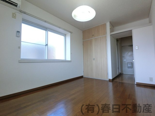 鈴木ハイツの居間写真