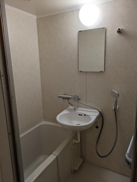 バス・シャワールーム　☆ゆったりくつろげるお風呂☆