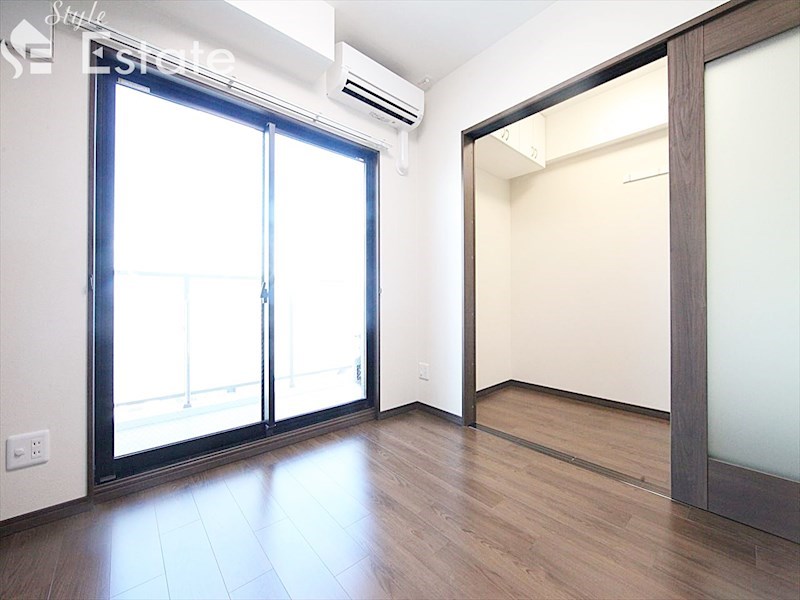 居室・リビング　内装