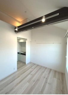 居室・リビング　ハーミットクラブハウス鶴見Helios