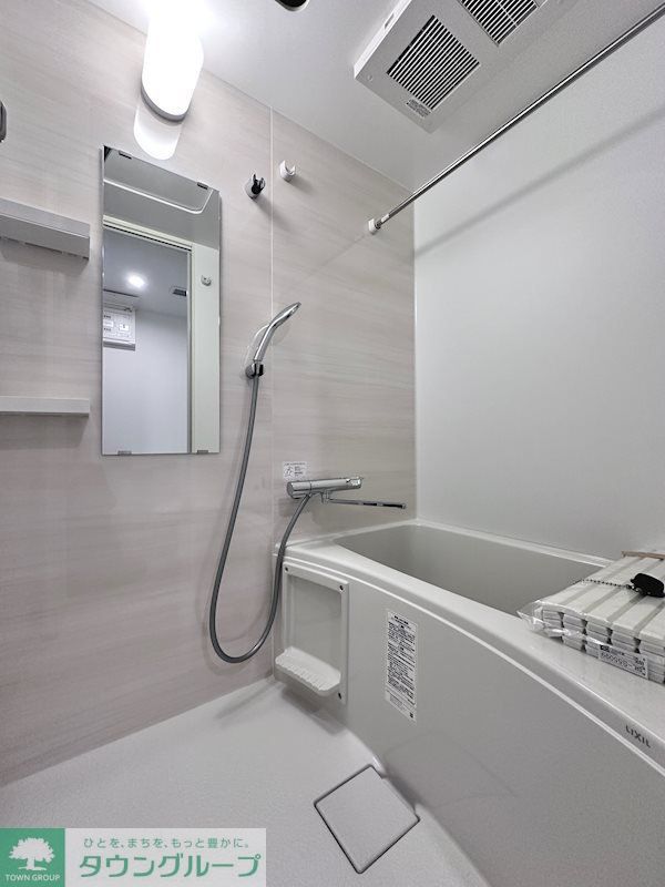 バス・シャワールーム　バス