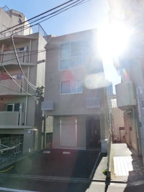 建物外観　安心の鉄骨造です！