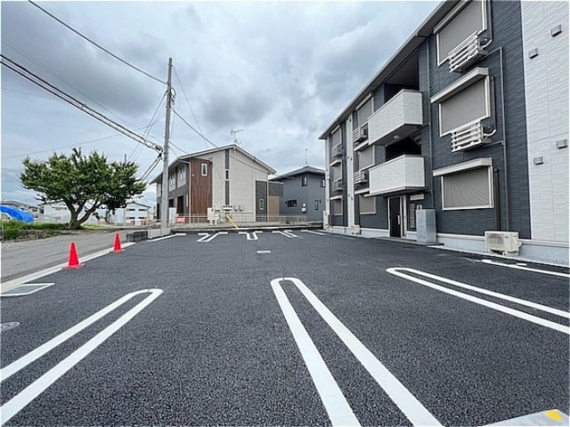 駐車場　北側駐車場