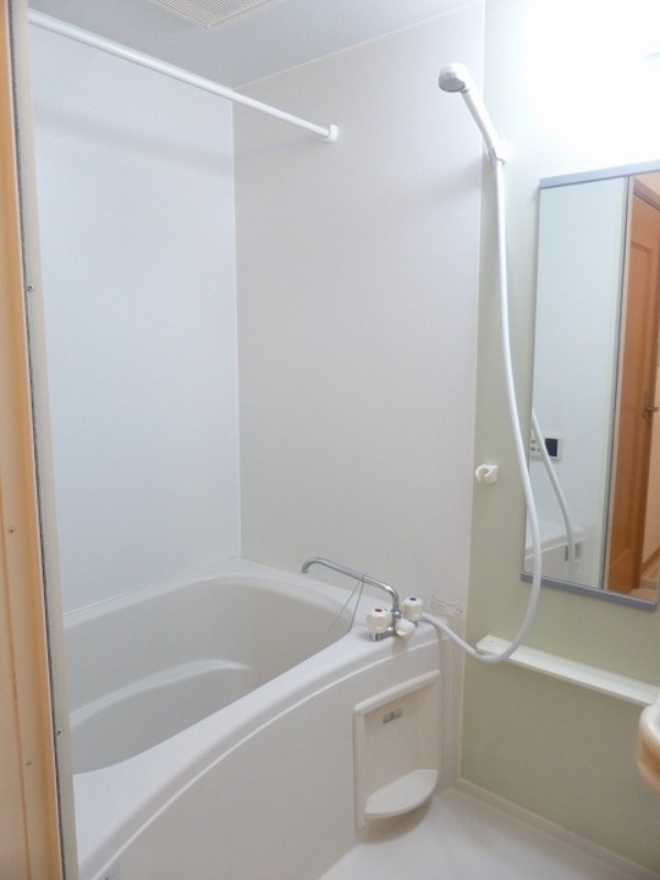 バス・シャワールーム　図面と現状に相違がある場合には現状を優先