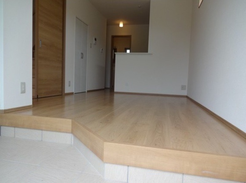 居室・リビング　図面と現状に相違がある場合には現状を優先