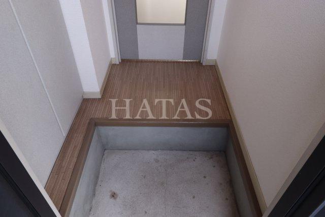 玄関　同物件別部屋です。