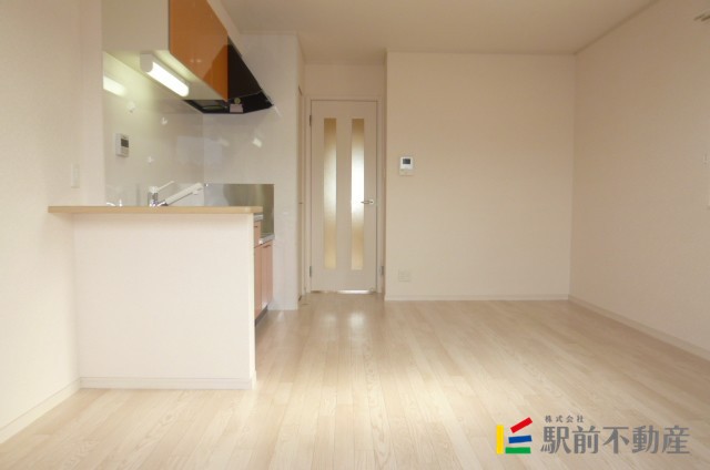 居室・リビング　１０．２帖！