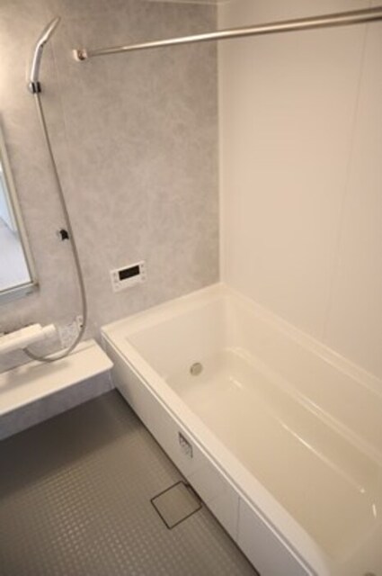 バス・シャワールーム　浴室