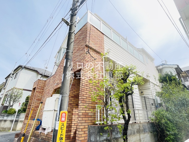 建物外観　野川沿いの閑静な住宅街☆