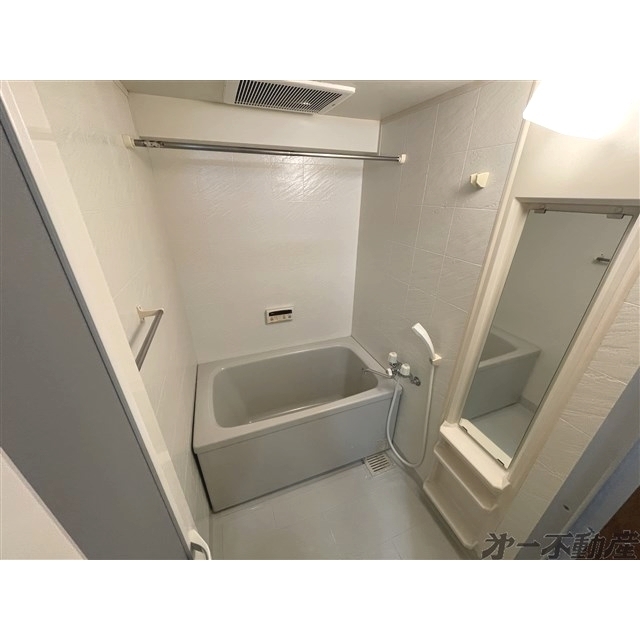 バス・シャワールーム　バス