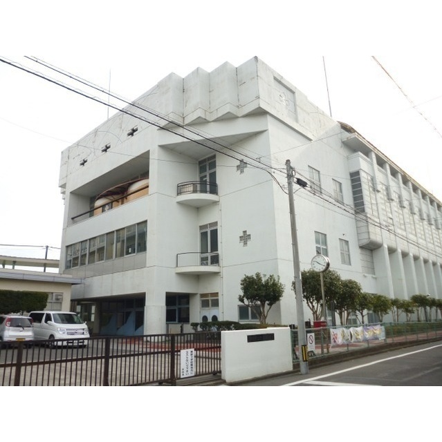 中学校　静岡市立末広中学校（中学校）まで850m