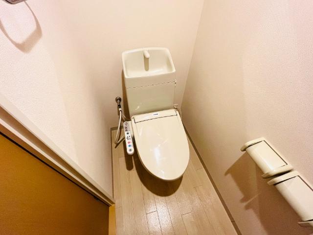 トイレ　シャワー付トイレ