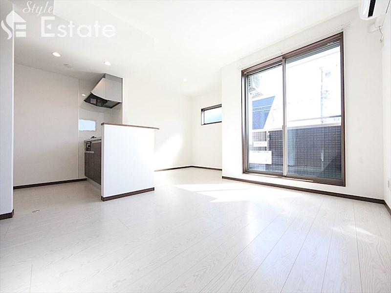 居室・リビング　リビング