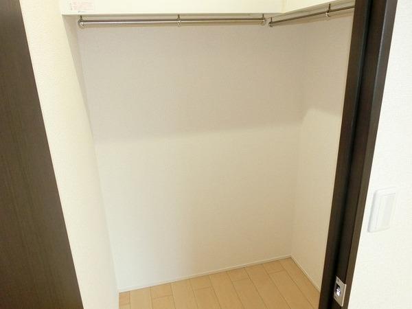収納　ウォークインクローゼット！