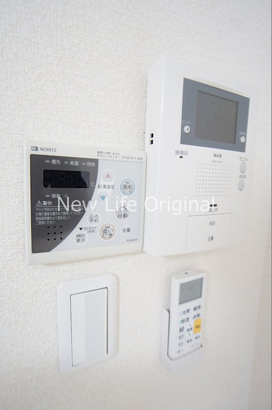 セキュリティ　突然の来客にも安心なモニター付インターホン。