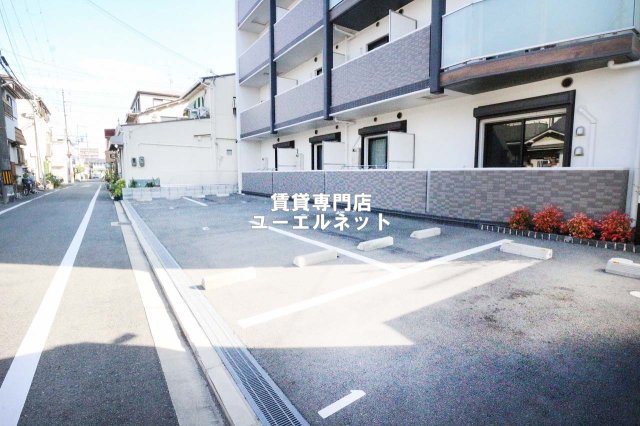 駐車場　敷地内駐車場あり◎