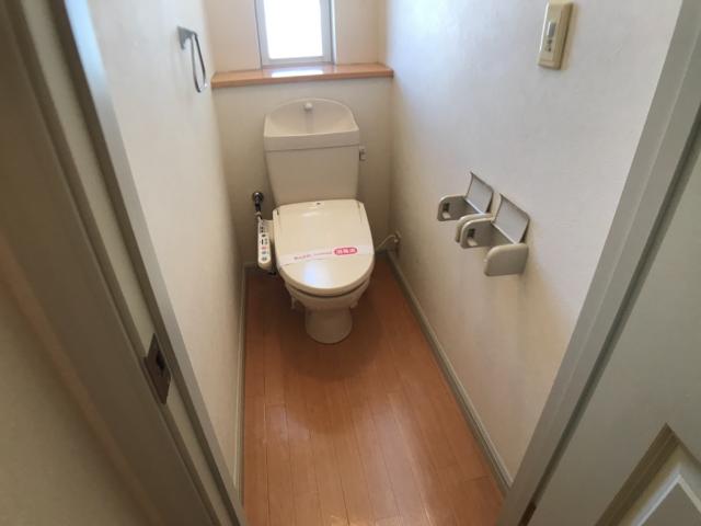 トイレ　トイレ