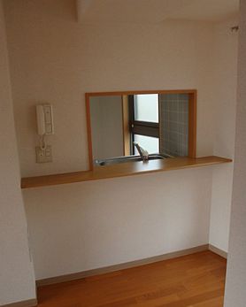 居室・リビング　こちらの居間で趣味の時間をお楽しみください