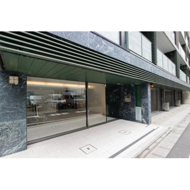 エントランス　建物の内部です