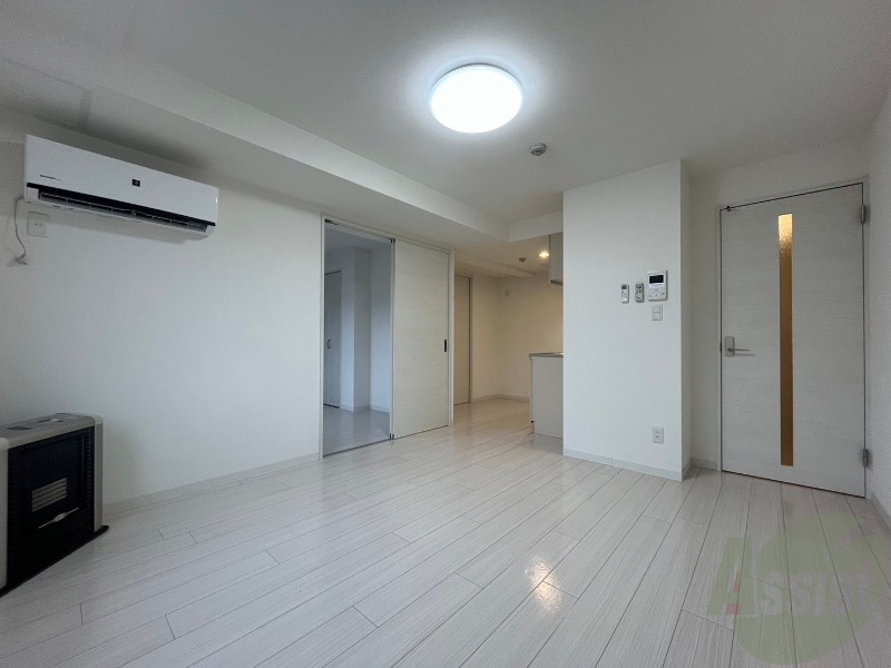 居室・リビング　広くてキレイなお部屋が広がっていて、充実した生活が送れそう。