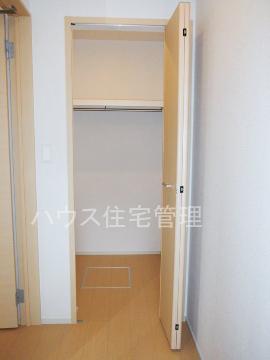 収納　クローゼット