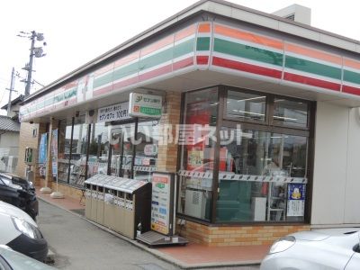コンビニ　セブンイレブン 岩国旭町店（コンビニ）まで400m