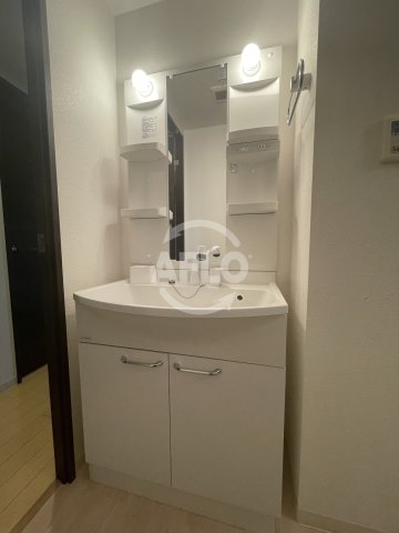 洗面設備　メゾンクラウン鷺洲　洗面所