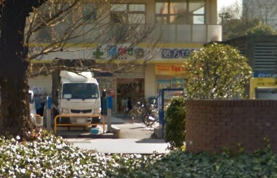 ドラックストア　どらっぐぱぱす明石町店（ドラッグストア）まで416m